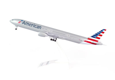 SkyMarks SKR715 1:200 American 777 - 300 New Livery with Gear