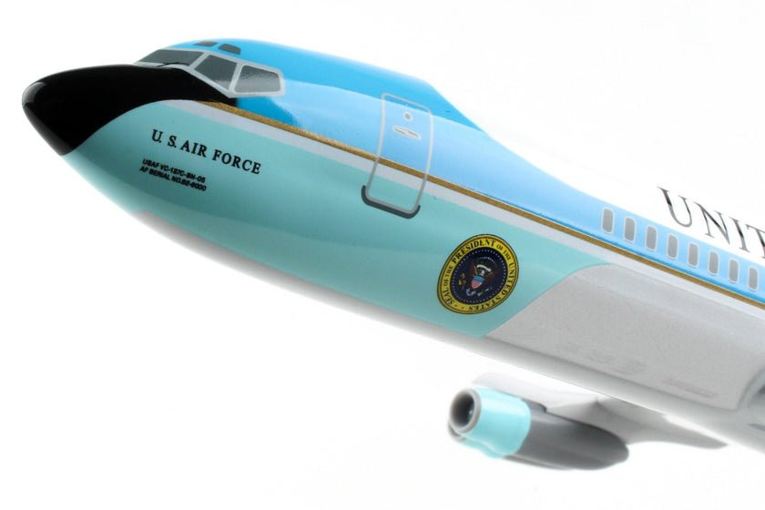 SkyMarks SKR756 1:150 Air Force One VC - 137 (707) 26000 JFK