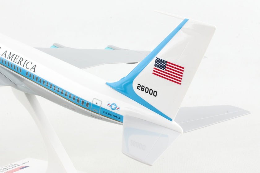 SkyMarks SKR756 1:150 Air Force One VC - 137 (707) 26000 JFK