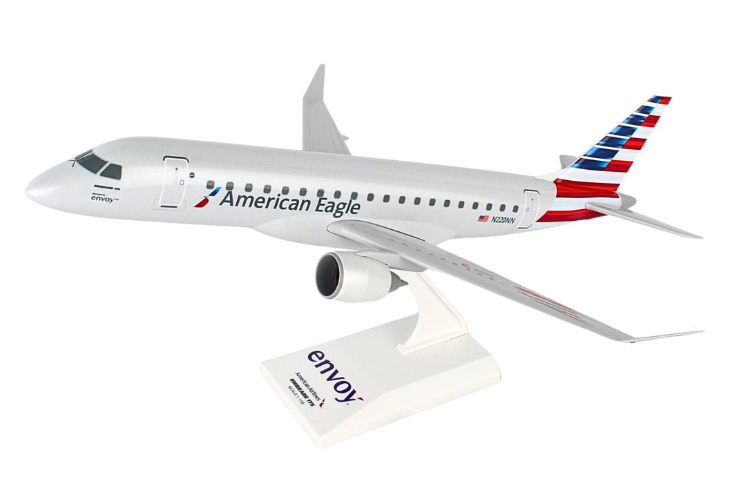 SkyMarks SKR902 1:100 American ERJ - 175 Envoy