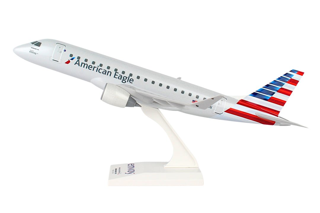 SkyMarks SKR902 1:100 American ERJ - 175 Envoy