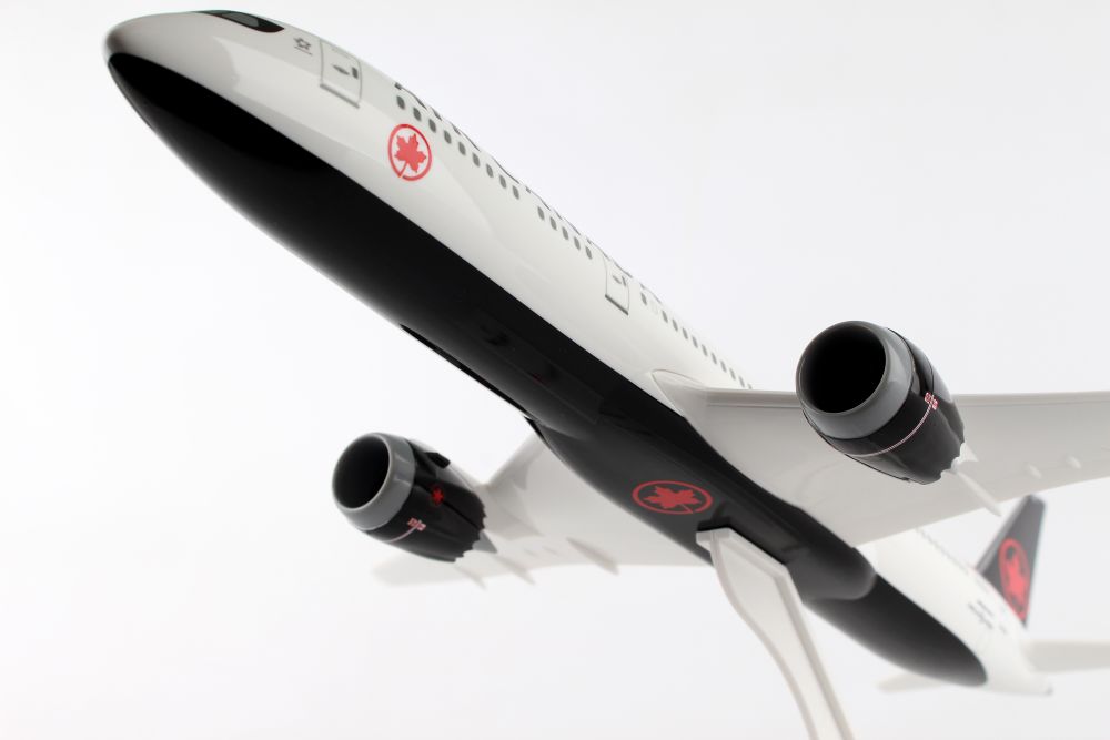 SkyMarks SKR967 1:200 Air Canada 787 - 9 2017 Livery C - FKSV