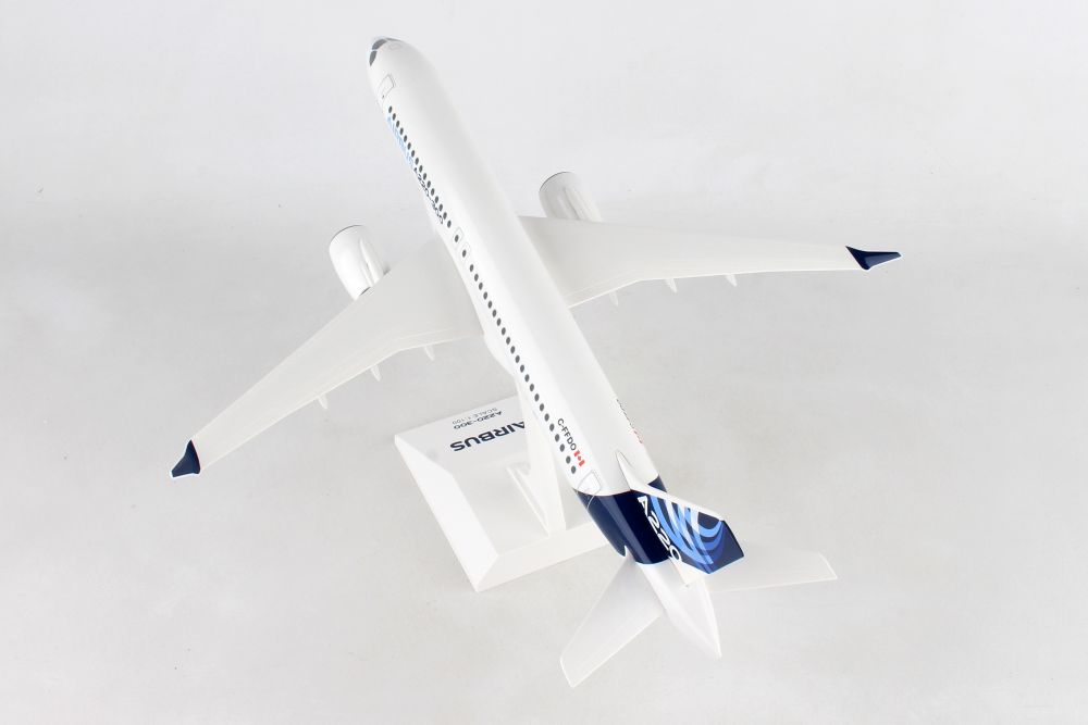 SkyMarks SKR991 1:100 Airbus House A220 - 300