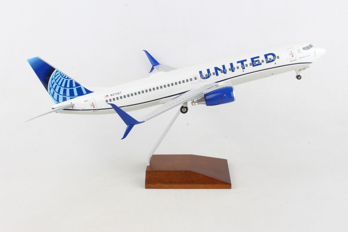SkyMarks Supreme SKR8284 1:100 United Boeing 737 - 800 N37267