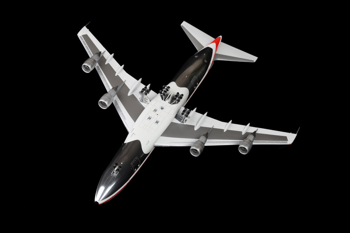 SQ Wings L2064FD 1:200 Boeing Company B747-100 N7470 "Museum Livery" Flaps Down