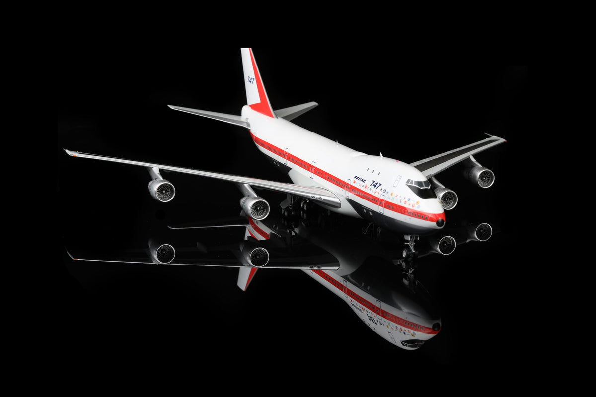 SQ Wings L2064FD 1:200 Boeing Company B747-100 N7470 "Museum Livery" Flaps Down
