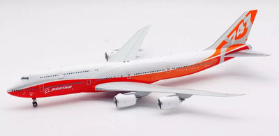 SQ Wings L2073 1:200 Boeing B747 - 8 House Colors Sunrise Livery N6067E