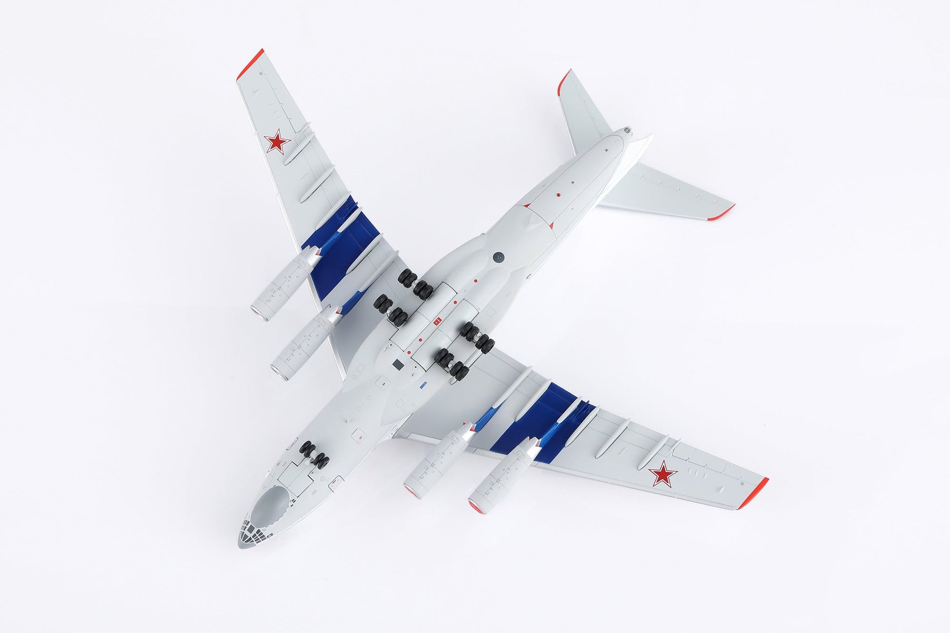 SQ Wings L2095 1:200 Russian Air Force IL-76 Red 01