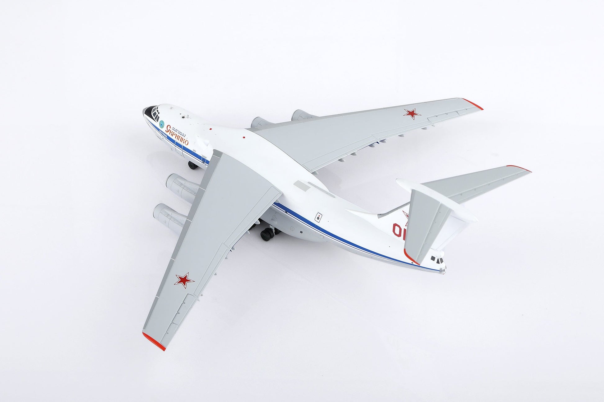 SQ Wings L2095 1:200 Russian Air Force IL-76 Red 01