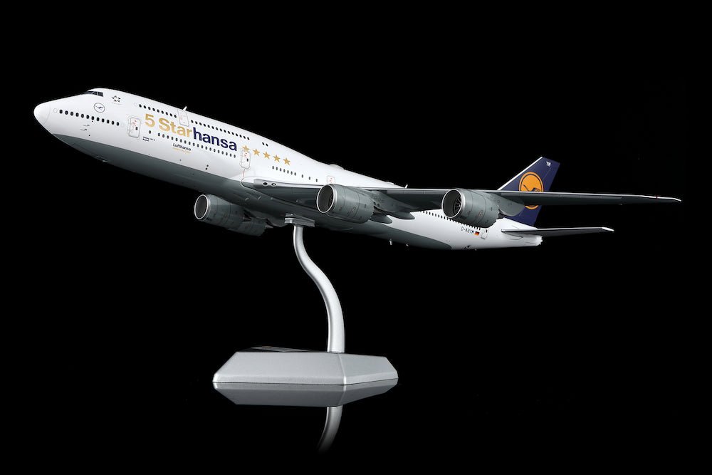 SQ Wings L2110 1:200 Lufthansa B747 - 8 D - ABYM