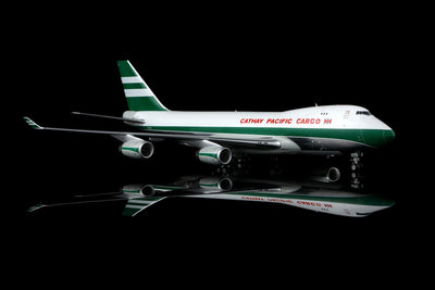 SQ Wings L2130C 1:200 CATHAY PACIFIC CARGO B747-400F VR-HUH Interactive Series