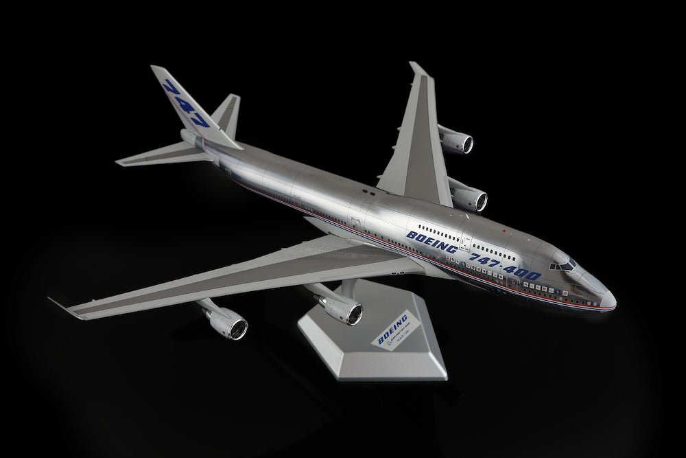 SQ Wings L2131 1:200 Boeing Company B747 - 400 N401PW House Livery with Full Polished Body
