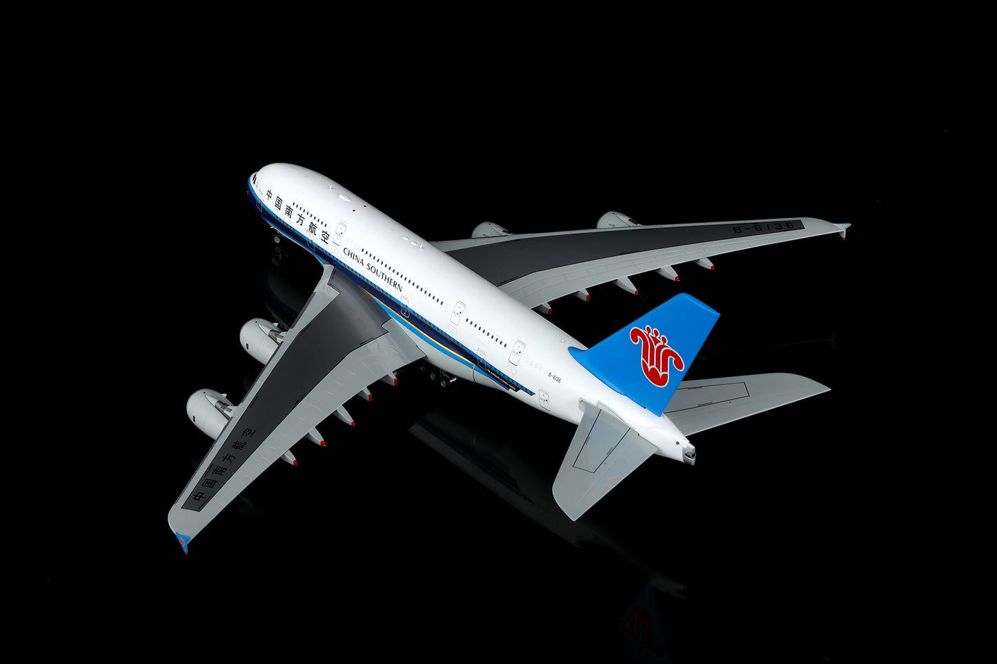 SQ Wings L2153FD 1:200 China Southern Airlines A380 B-6136 Flaps Down