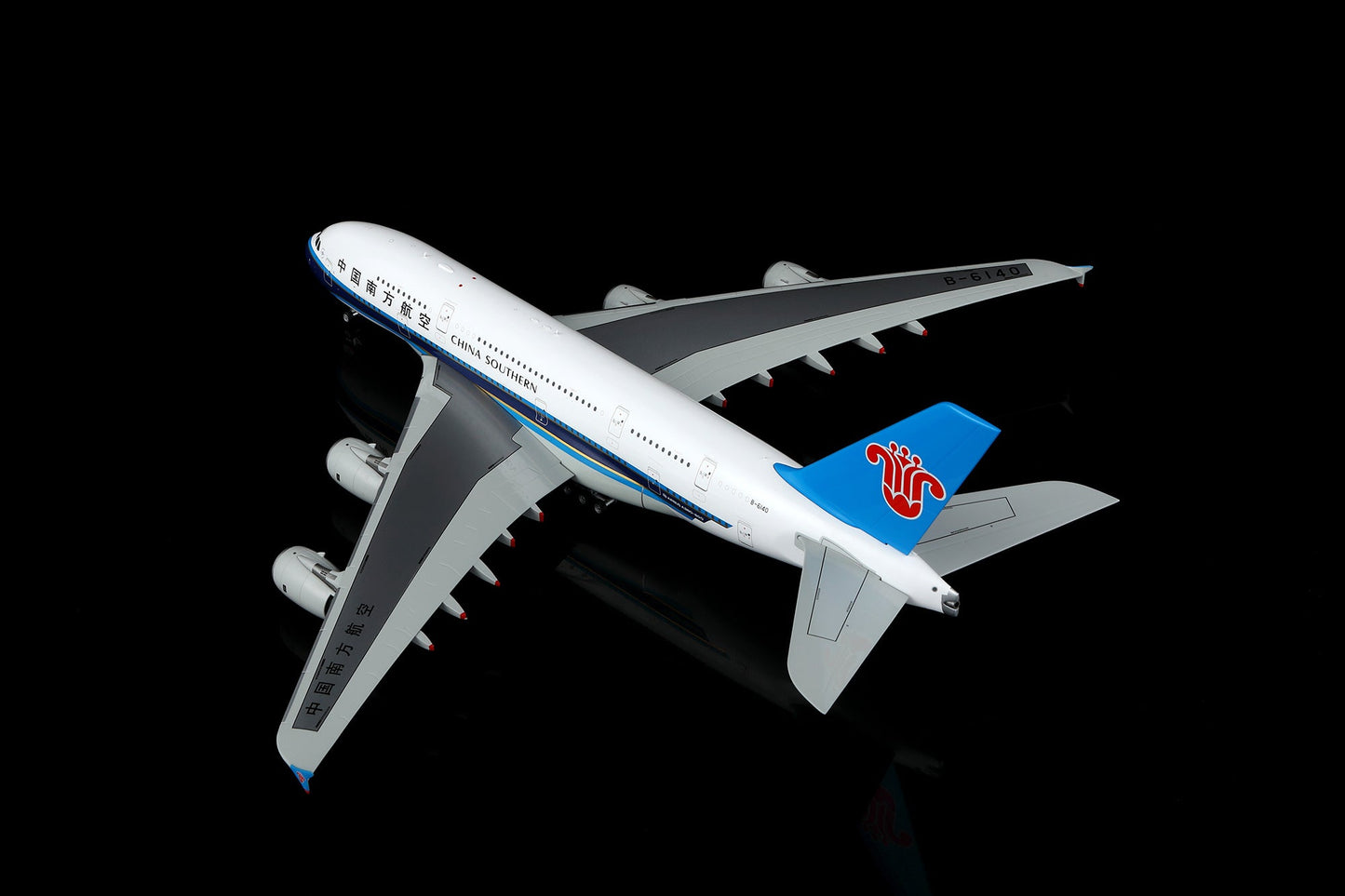 SQ Wings L2156FD 1:200 China Southern Airlines A380 B-6140 Flaps Down