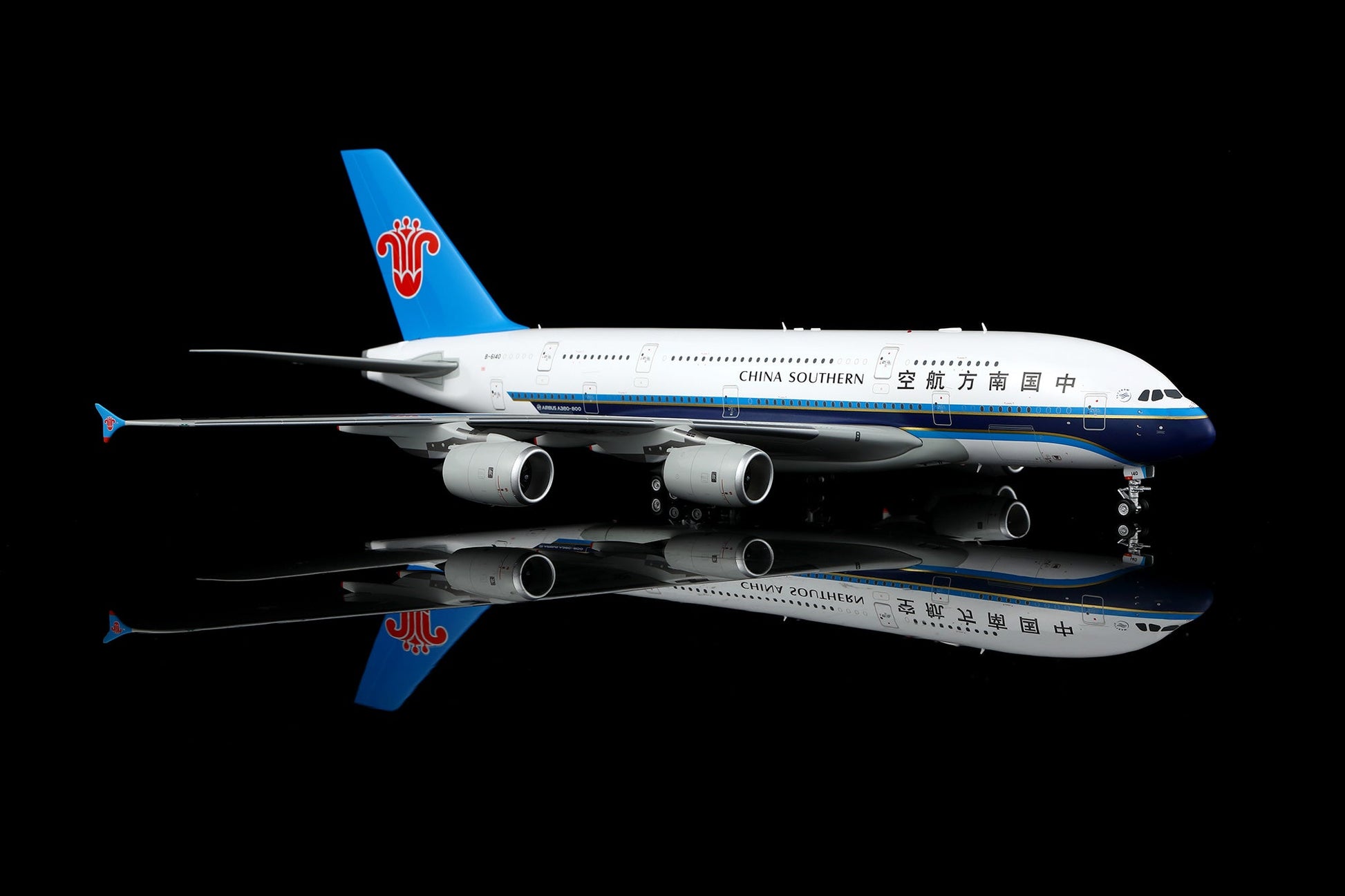 SQ Wings L2156FD 1:200 China Southern Airlines A380 B-6140 Flaps Down
