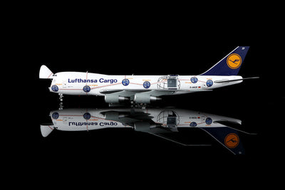 SQ Wings L2186FD 1:200 Lufthansa Cargo B747-200 D-ABZF "Service Revolution" special colours /"Flaps Down"