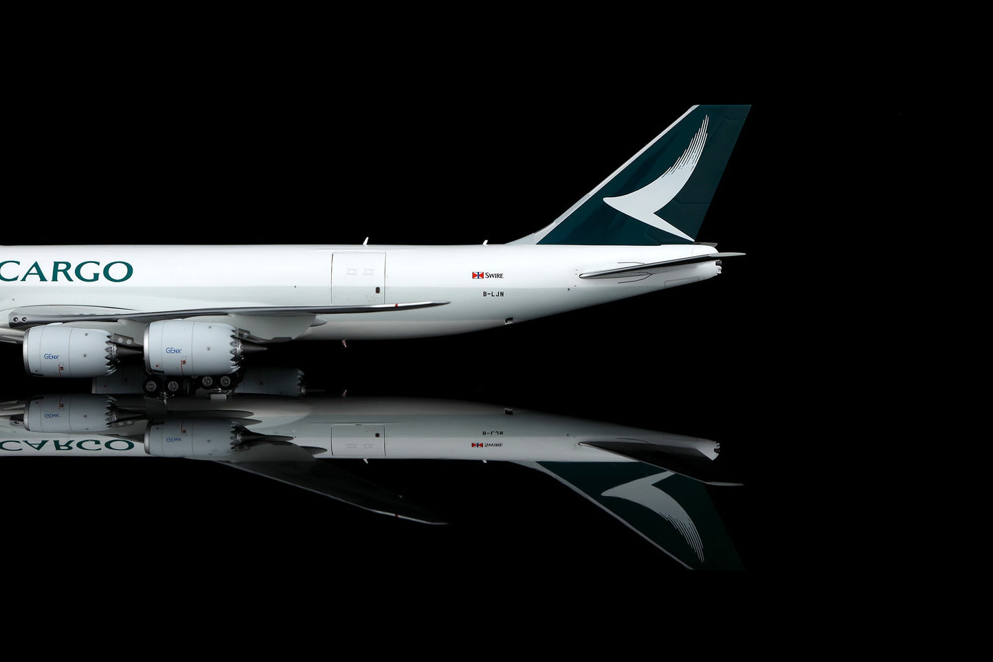 SQ Wings L2188 1:200 CATHAY CARGO B747-8F B-LJN