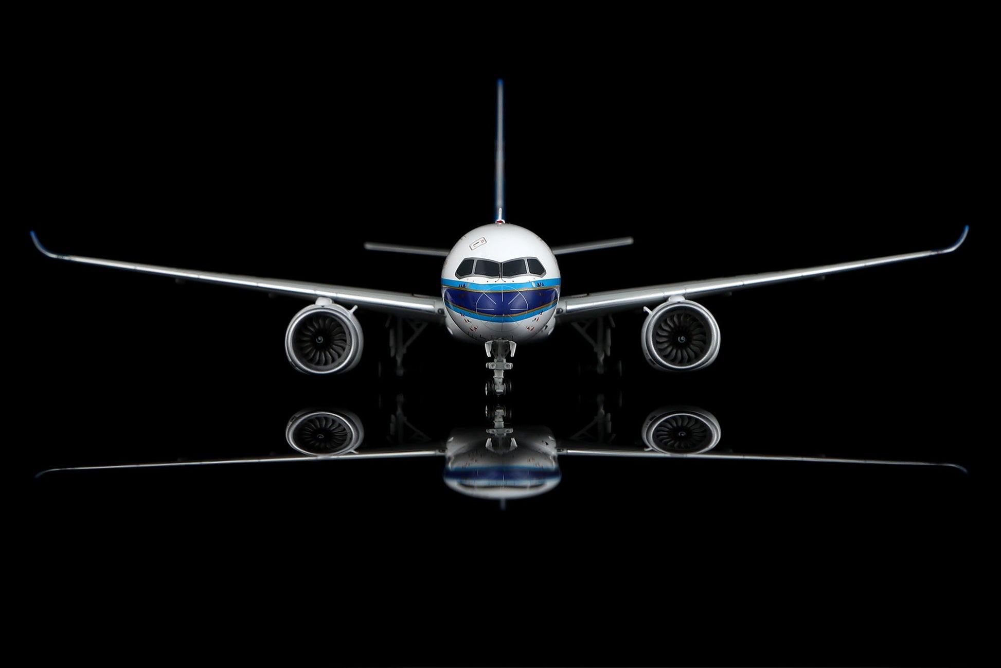 SQ Wings L2191 1:200 China Southern Airlines C919 B-919J