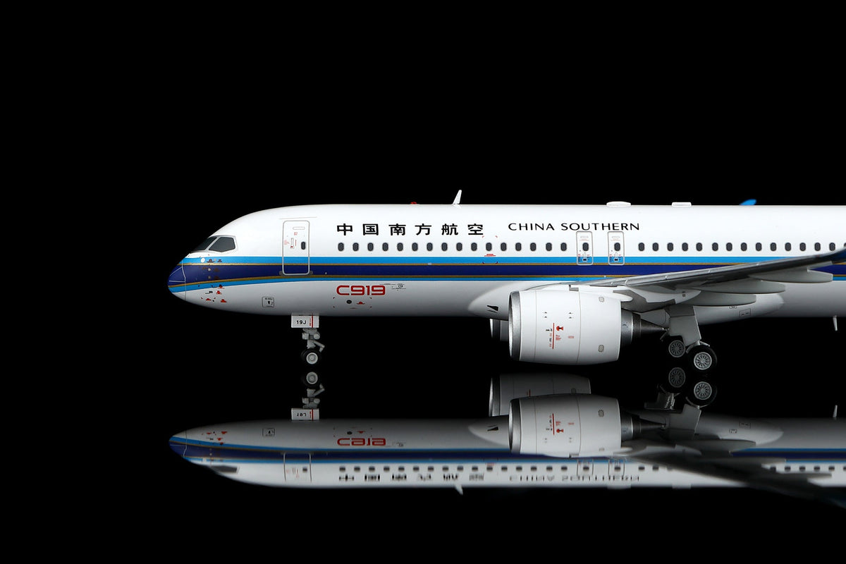 SQ Wings L2191FD 1:200 China Southern Airlines C919 B-919J "Flaps Down"