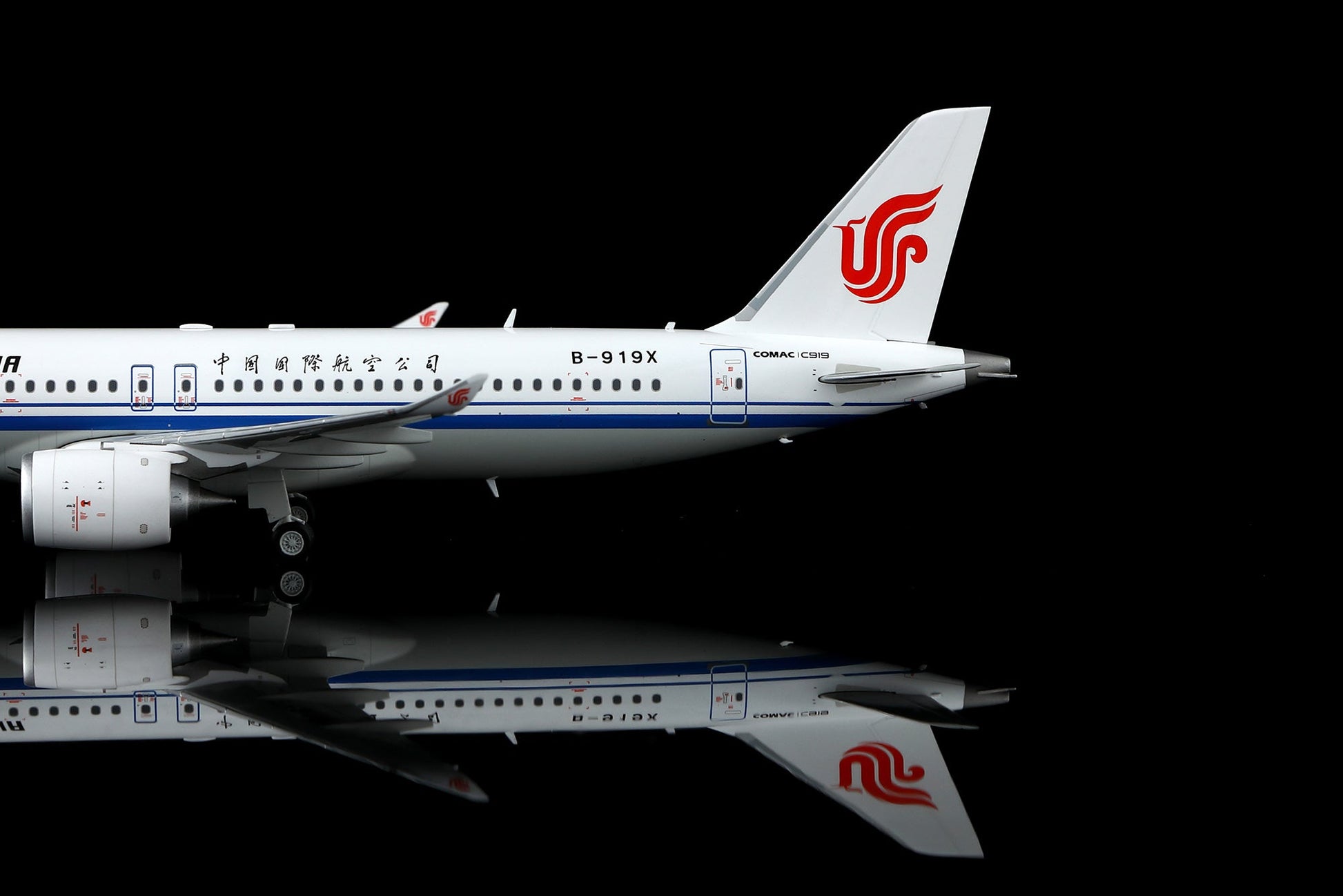 SQ Wings L2192FD 1:200 Air China C919 B-919X "Flaps Down"