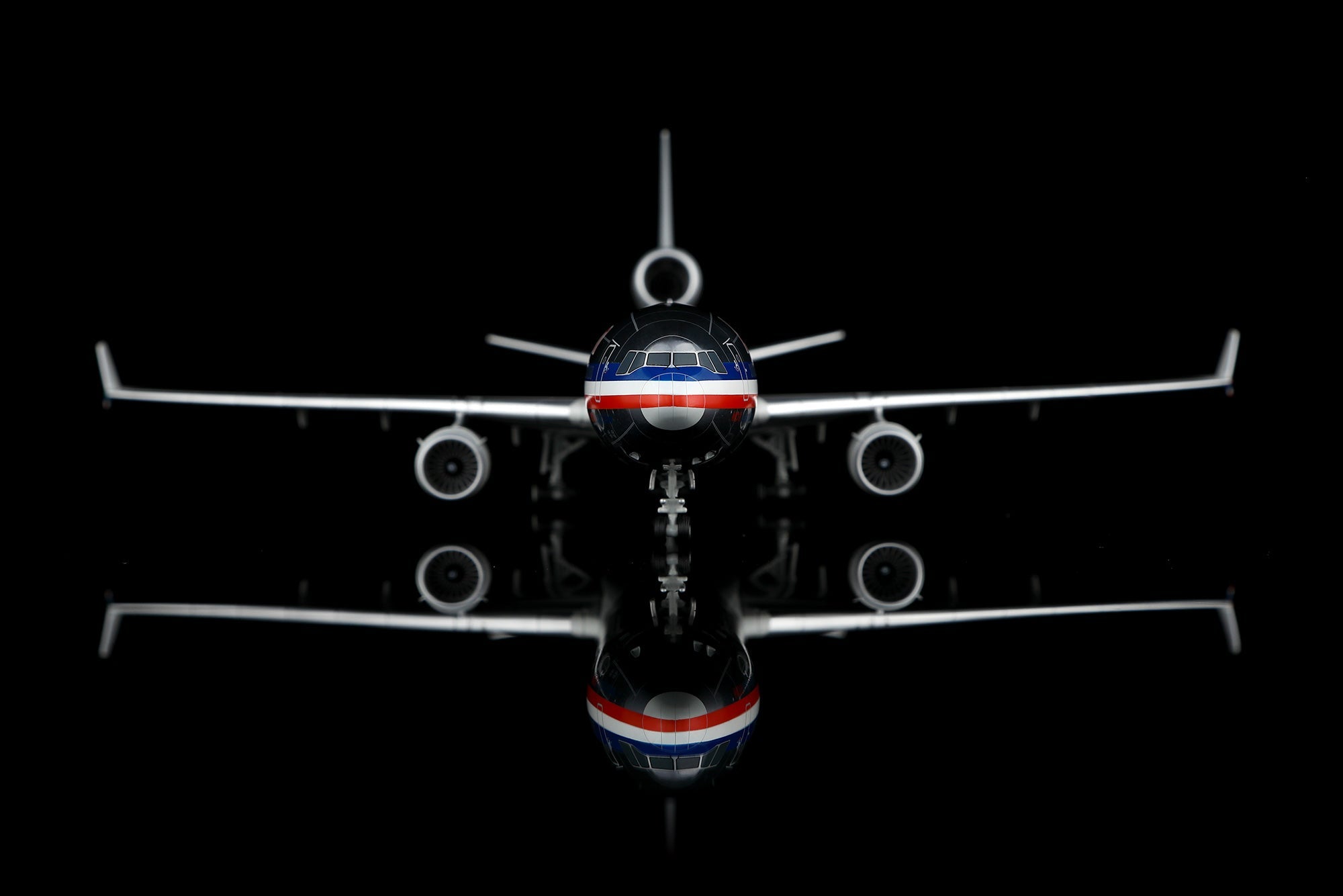 SQ Wings L2227FD 1:200 American MD-11 Reg: N1766A – MTS Aviation