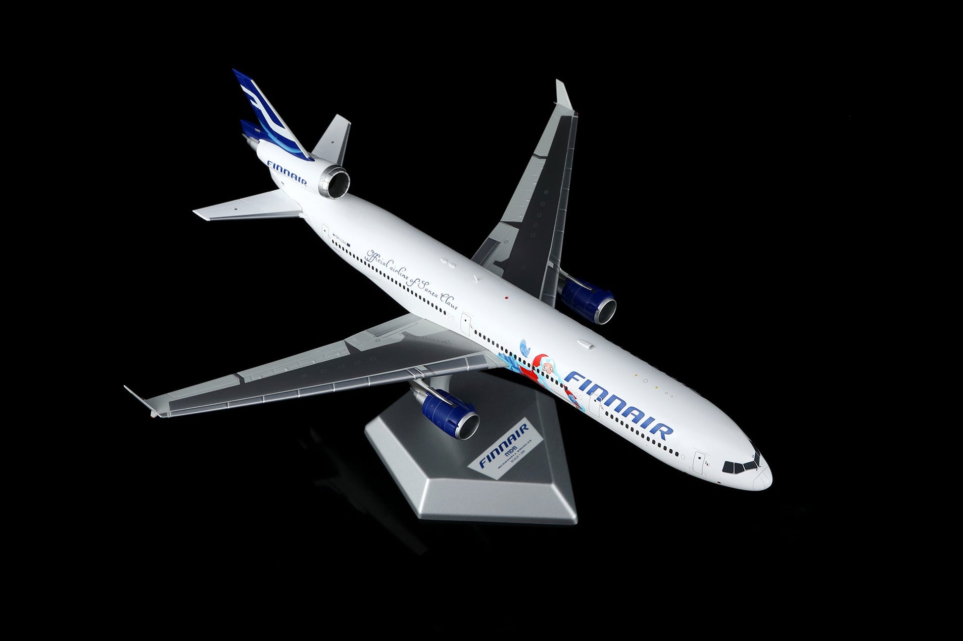 SQ Wings L2230FD 1:200 Finnair MD-11 OH-LGA Official Airline of Santa Claus livery Flaps Down