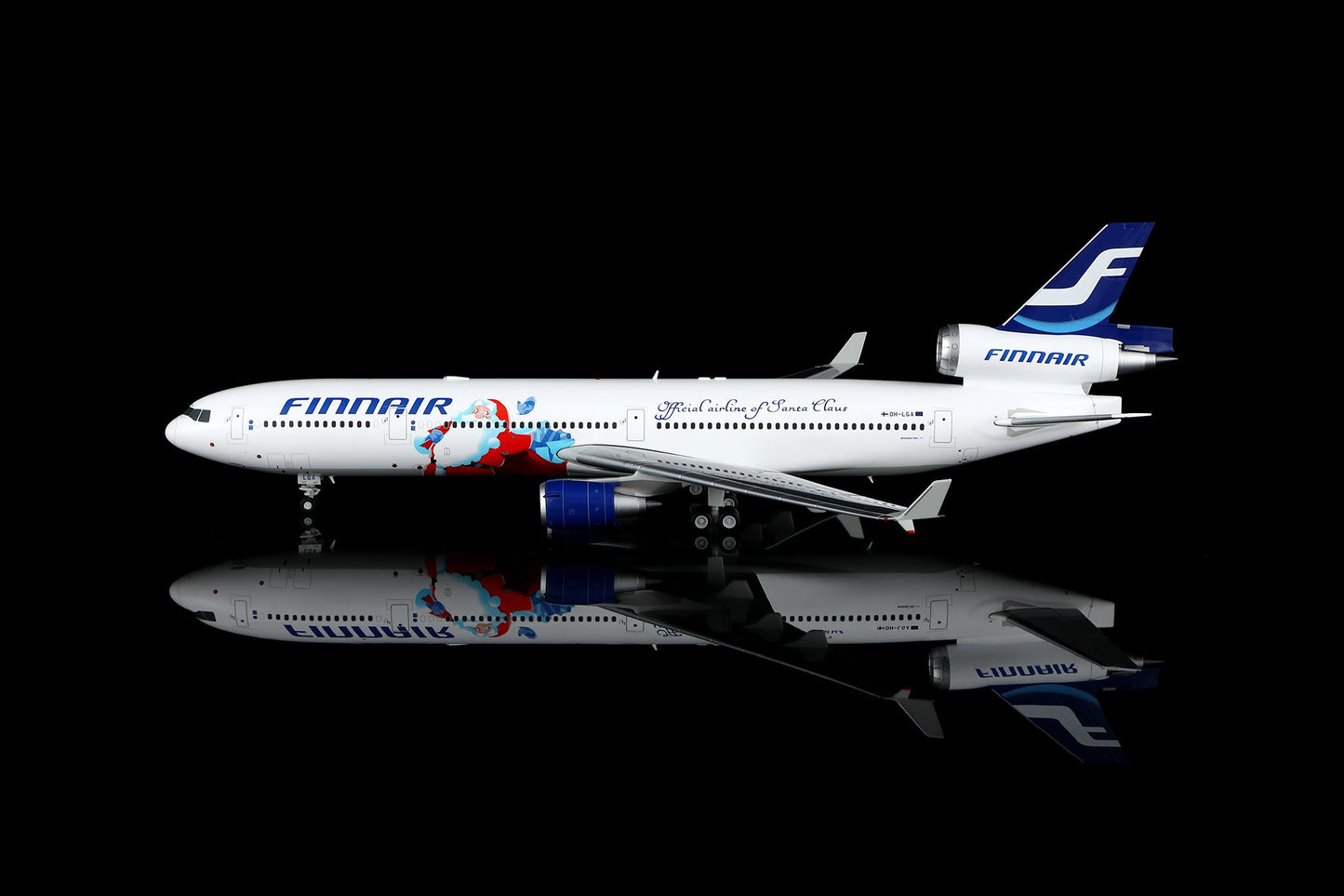 SQ Wings L2230FD 1:200 Finnair MD-11 OH-LGA Official Airline of Santa Claus livery Flaps Down
