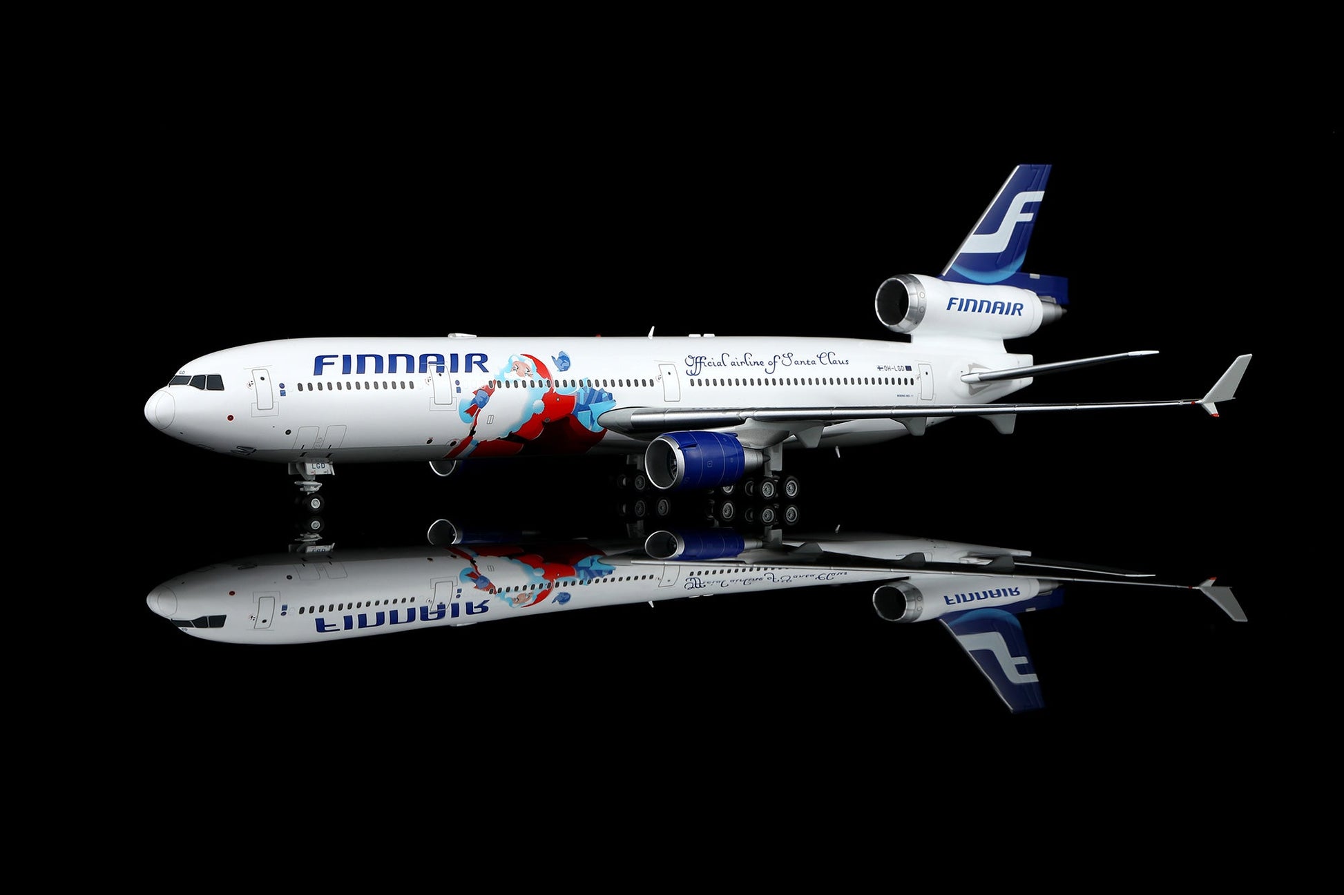 SQ Wings L2232FD 1:200 Finnair MD-11 OH-LGD Official Airline of Santa Claus livery Flaps Down