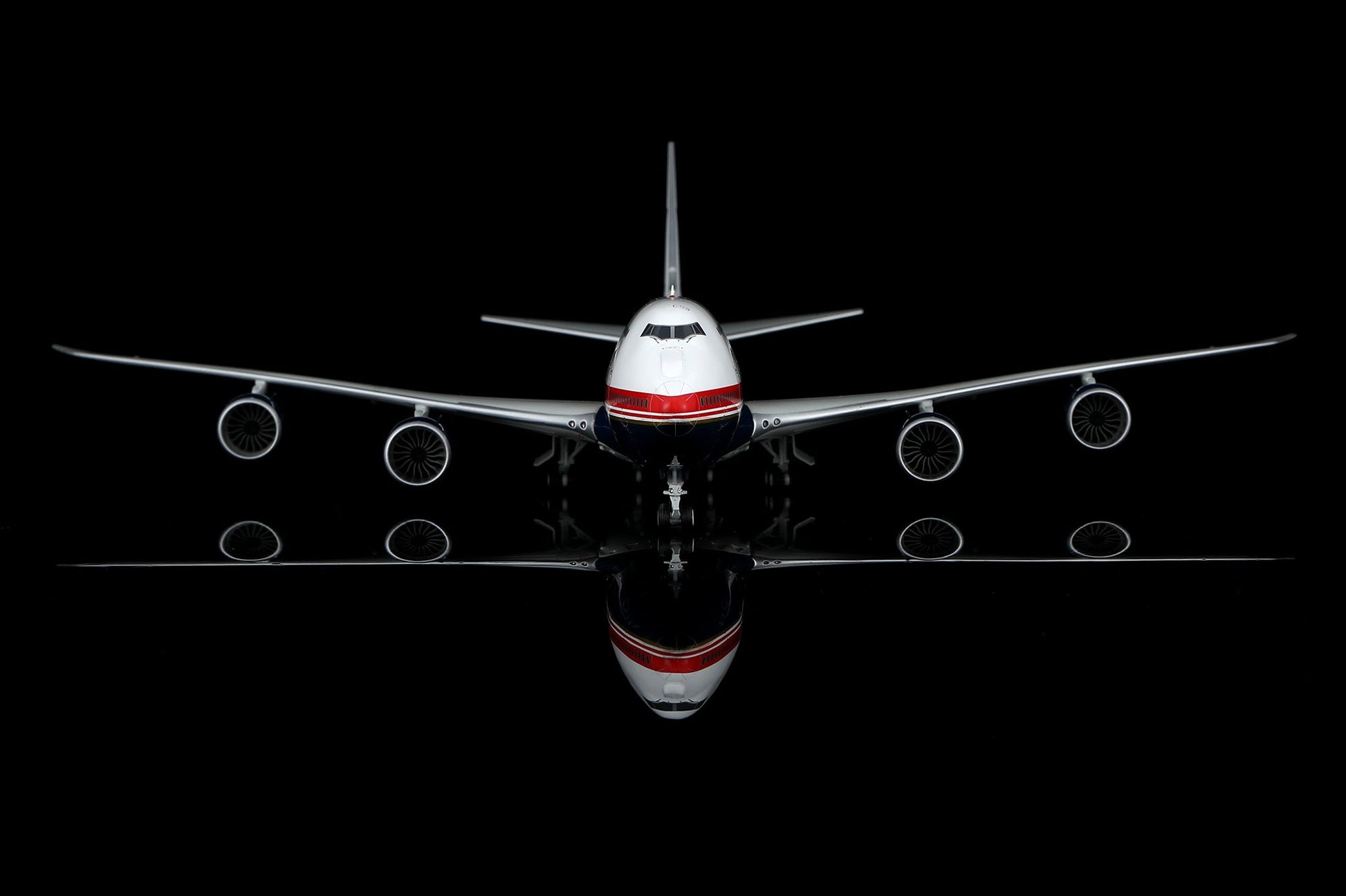 SQ Wings L2280FD 1:200 UNITED STATES OF AMERICA B747 - 8 30000 "Air Force One Flaps Down"