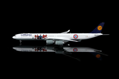SQ Wings L2281FD 1:200 Lufthansa A340-600 D-AIHK "FC Bayern München special colours Flaps Down"