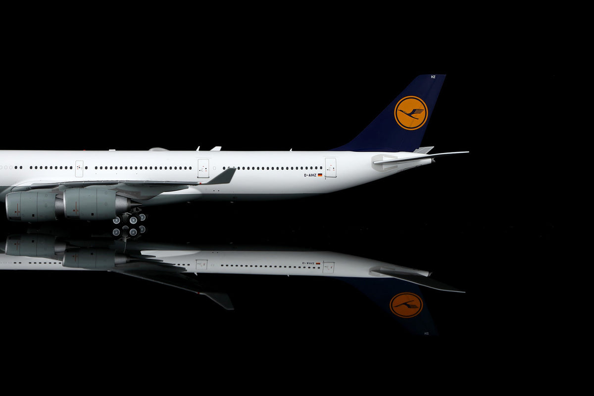 SQ Wings L2283 1:200 Lufthansa A340-600 D-AIHZ