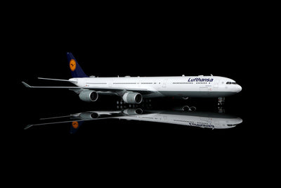 SQ Wings L2293FD 1:200 Lufthansa A340 - 600 D - AIHX "Flaps Down"