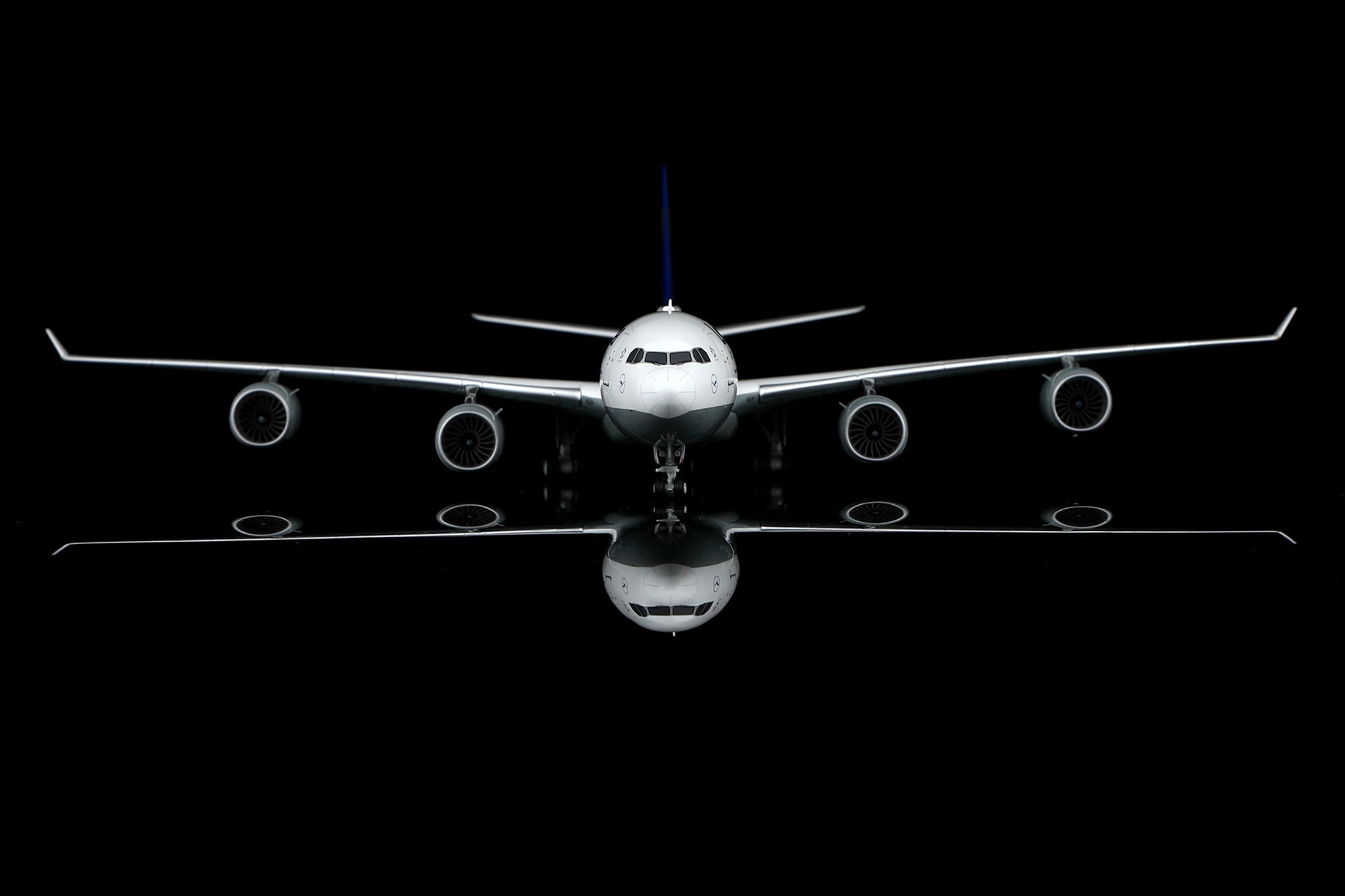 SQ Wings L2293 1:200 Lufthansa A340-600 D-AIHX – MTS Aviation Models