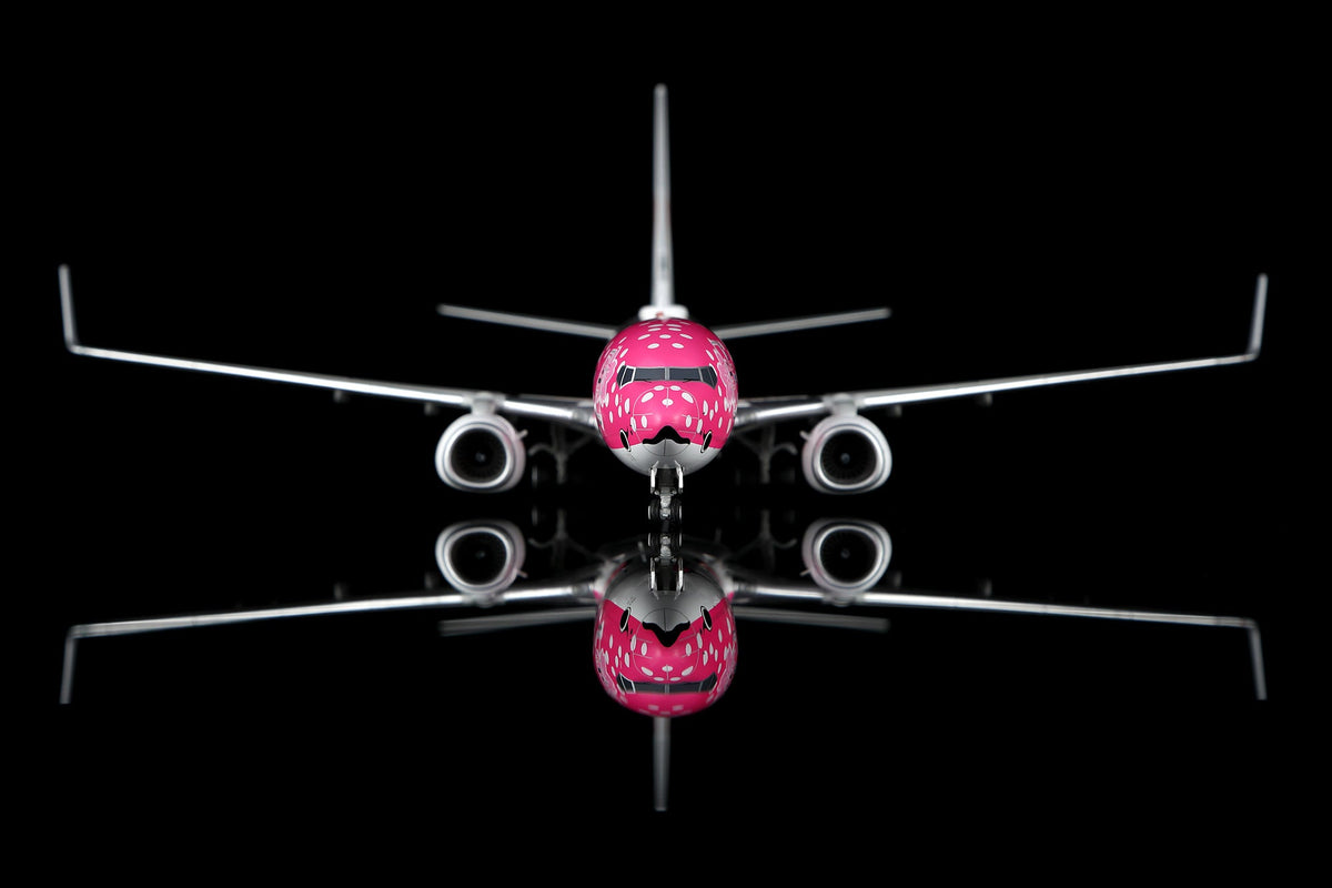 SQ Wings L2349FD 1:200 Japan Transocean Air B737-800 JA06RK Sakura Jimbei/"Flaps Down"