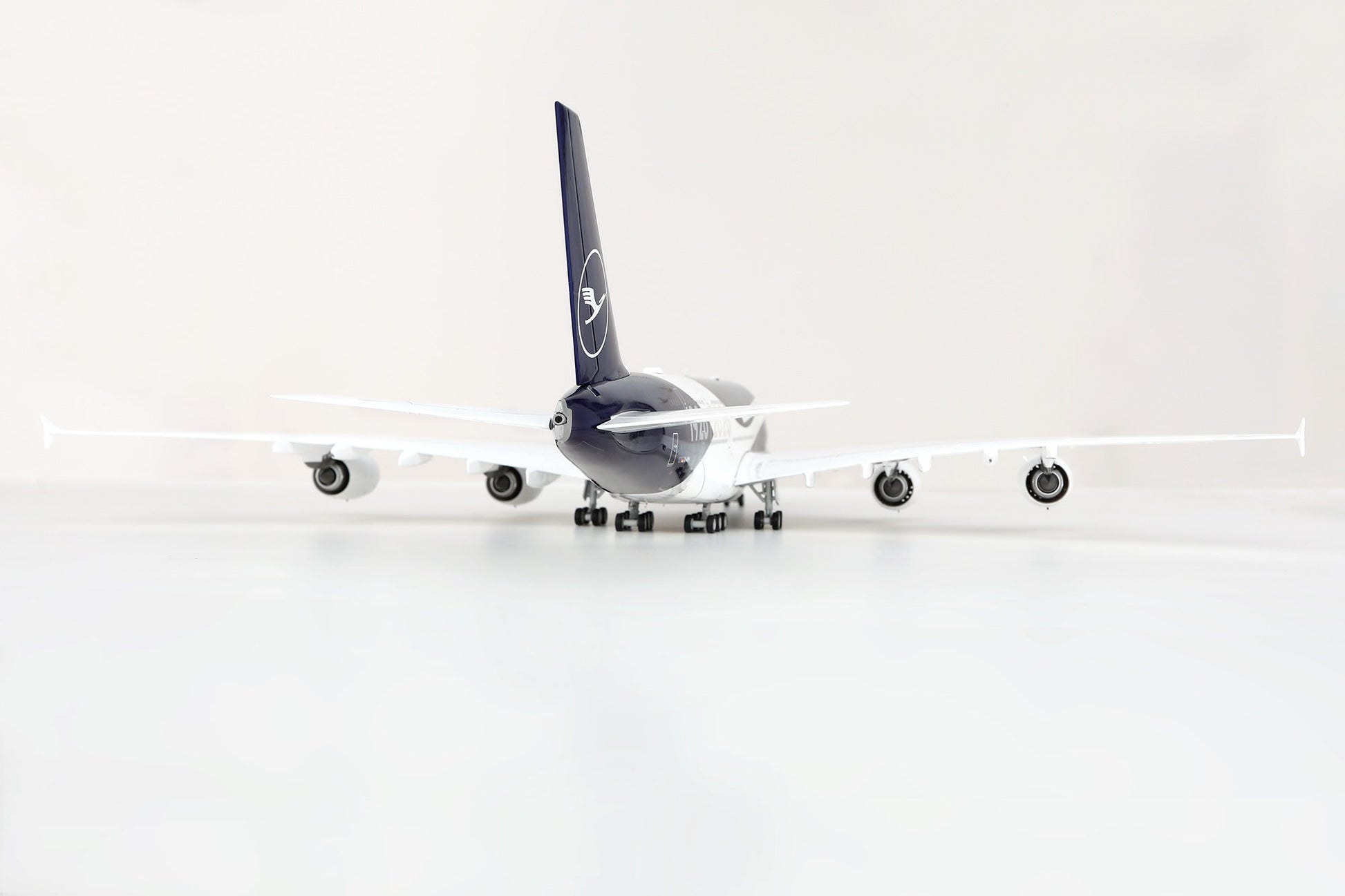 SQ Wings L2350FD 1:200 Lufthansa A380 D-AIMH Lufthansa 100th Anniversary Flaps Down