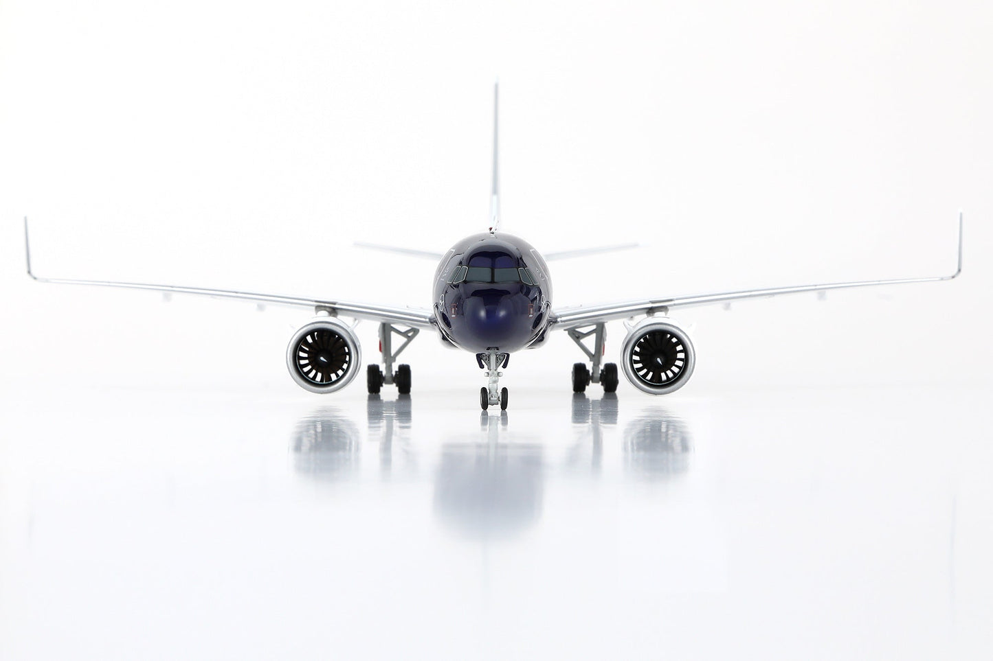 SQ Wings L2353FD 1:200 Lufthansa A320neo D-AIND Lufthansa 100th Anniversary Flaps Down