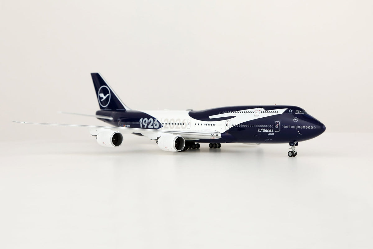 SQ Wings L2355FD 1:200 Lufthansa 100th 747-8 D-ABYN "Flaps Down"