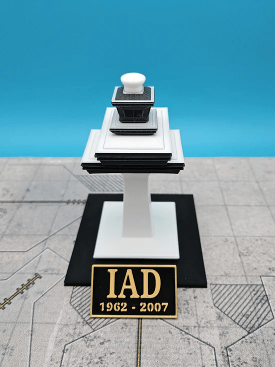 Tarmac Designs 1:400 Classic IAD (Dulles) ATC Tower – MTS Aviation Models