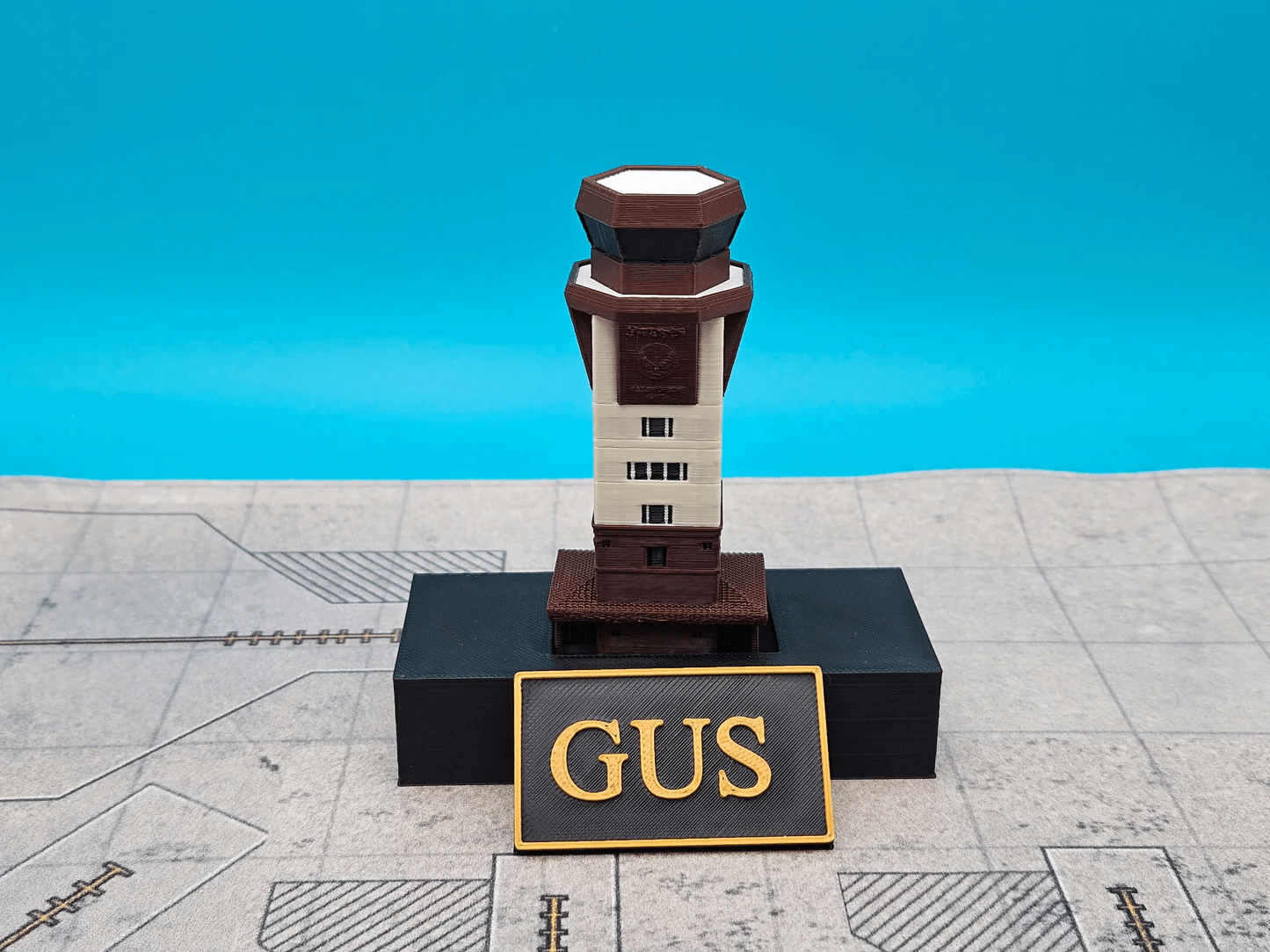 Tarmac Designs 1:400 Grissom Air Reserve Base (GUS) Air Traffic Control Tower