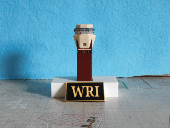 Tarmac Designs 1:400 McGuire Field (Joint Base Mc Guire Dix Lakehurst) Air Traffic Control Tower (WRI)