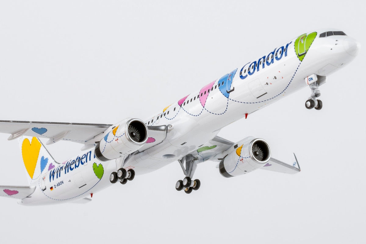 [ULTIMATE] NG Models 45010 1:400 Condor 757-300/w D-ABON (50th Anniversary colors)