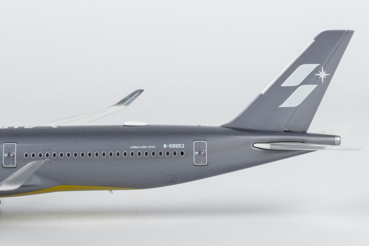 [ULTIMATE] NG Models 57045 1:400 Starlux Airlines A350-1000 B-58553 (Airsorayama Silver; Luxurious packaging)