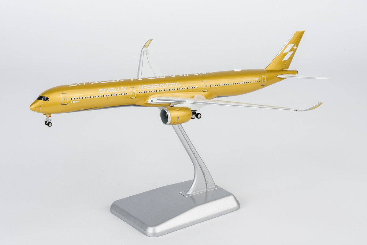 [ULTIMATE] NG Models 57047 1:400 Starlux Airlines A350-1000 B-58554 (Airsorayama Golden; Luxurious packaging)