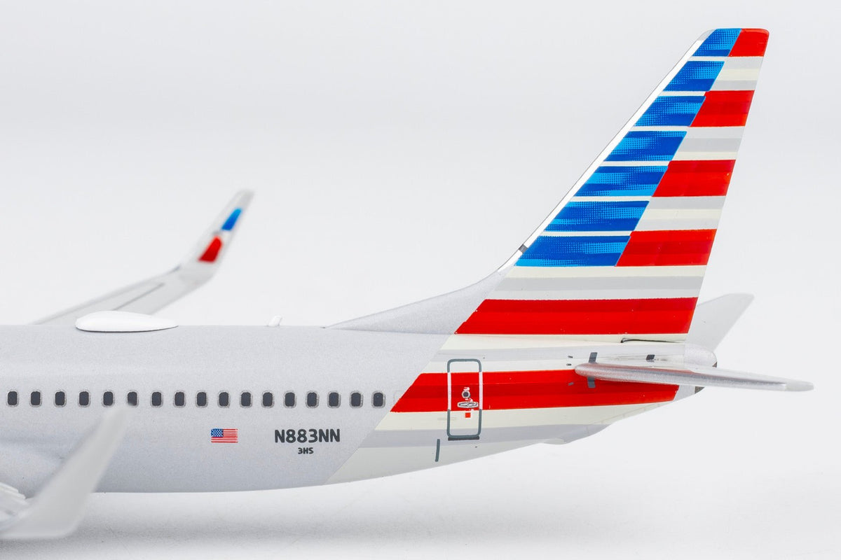 [ULTIMATE] NG Models 58260 1:400 American Airlines 737-800/w N883NN (Luxurious packaging)