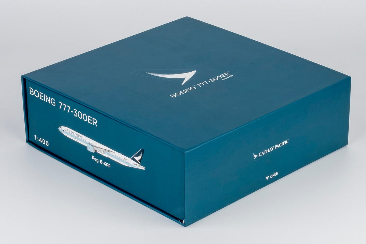 [ULTIMATE] NG Models 73099 1:400 Cathay Pacific Airways 777-300ER B-KPF