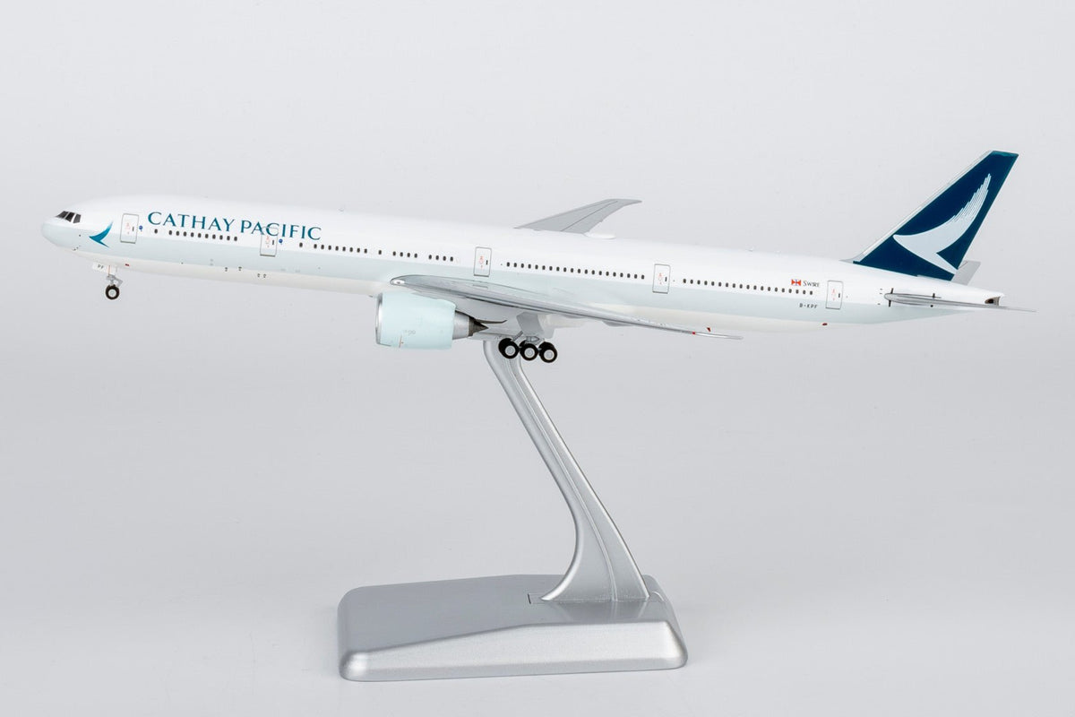 [ULTIMATE] NG Models 73099 1:400 Cathay Pacific Airways 777-300ER B-KPF