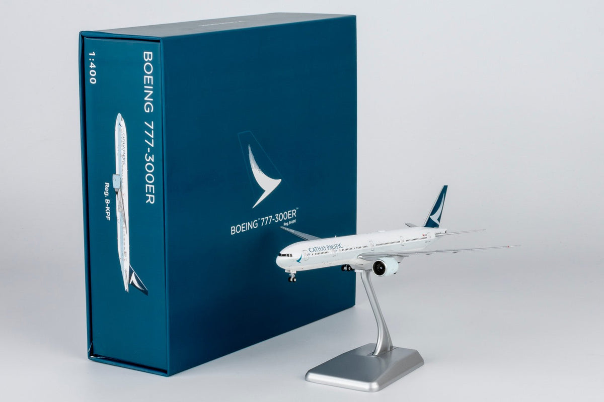 [ULTIMATE] NG Models 73099 1:400 Cathay Pacific Airways 777-300ER B-KPF