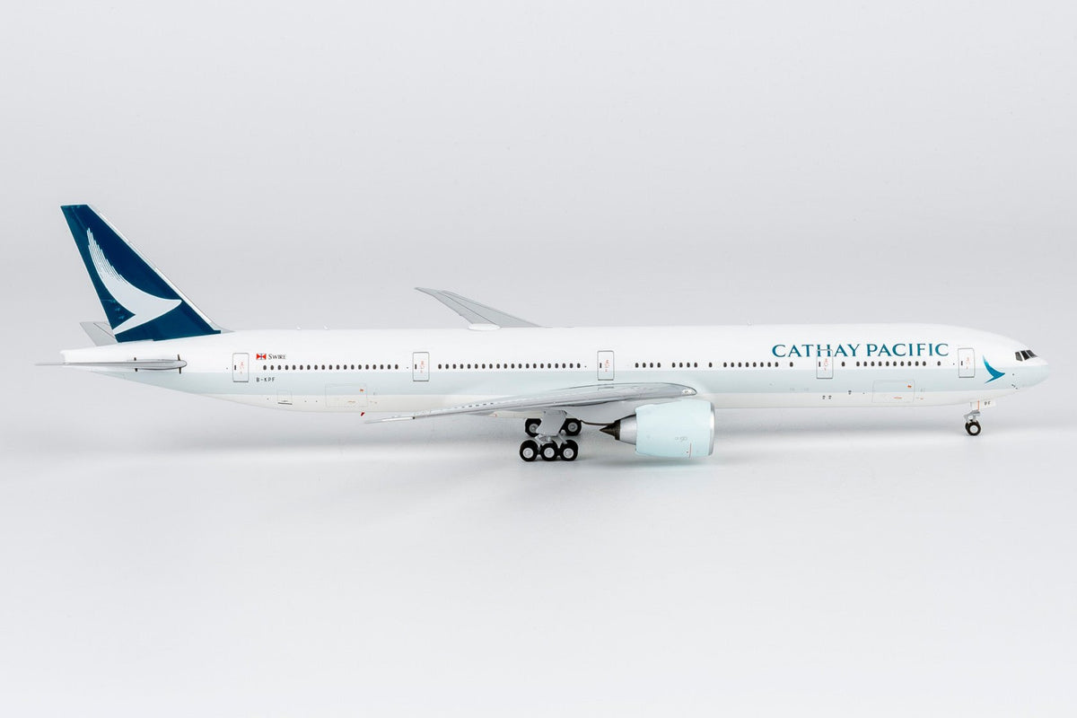 [ULTIMATE] NG Models 73099 1:400 Cathay Pacific Airways 777-300ER B-KPF