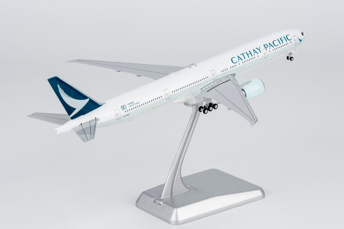 [ULTIMATE] NG Models 73107 1:400 Cathay Pacific Airways 777-300ER B-KPO (large titles; "80 Years Together" sticker; Luxurious packaging)