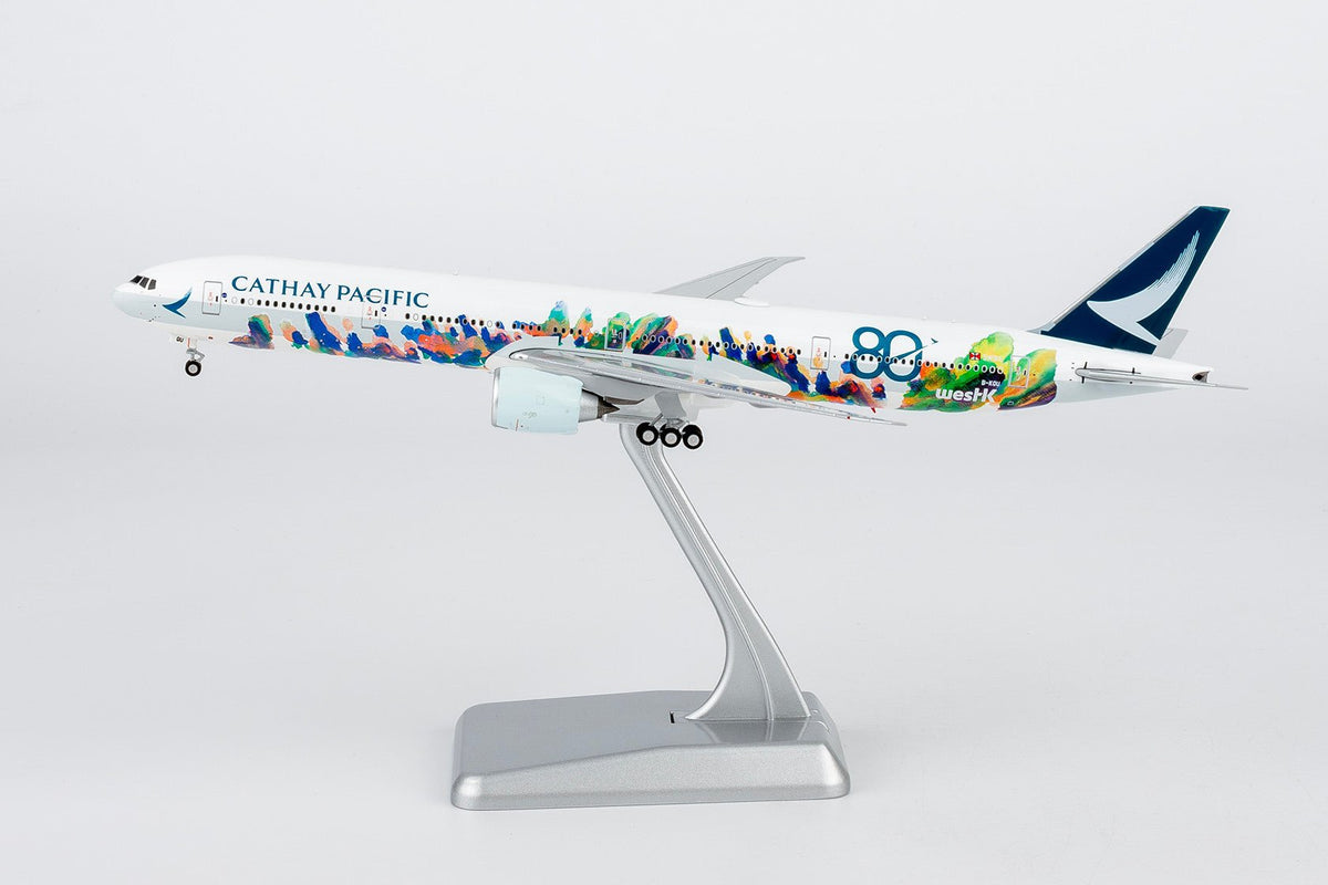 [ULTIMATE] NG Models 73109 1:400 Cathay Pacific Airways 777-300ER B-KQU (The Spirit of HongKong - West Kowloon Cultural District)